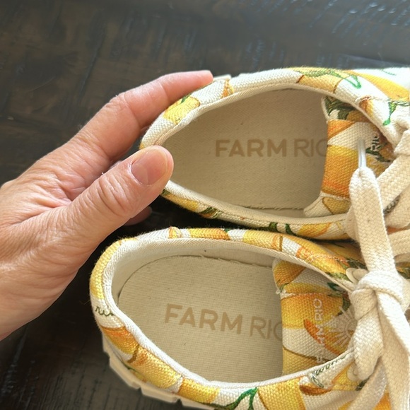 FARM Rio Yellow Banana Print Sneakers - Picture 10 of 16